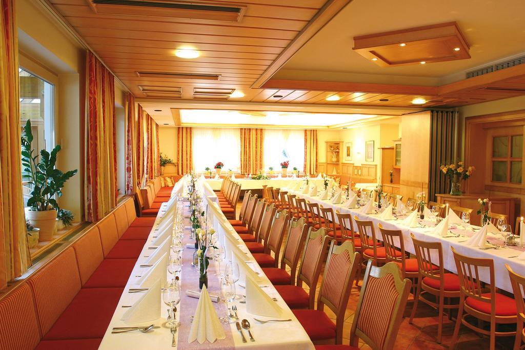 Hotel Restaurant Thadeushof Techelsberg エクステリア 写真