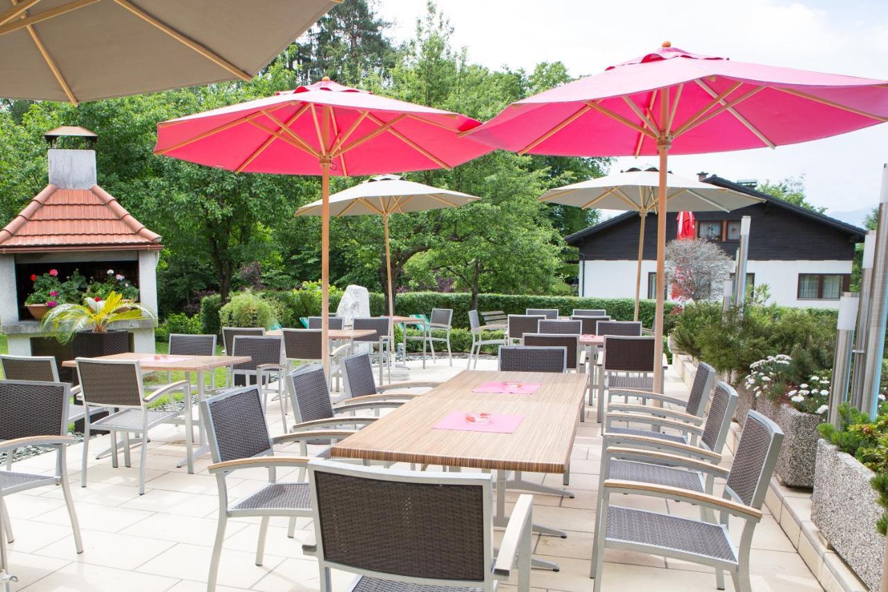 Hotel Restaurant Thadeushof Techelsberg エクステリア 写真